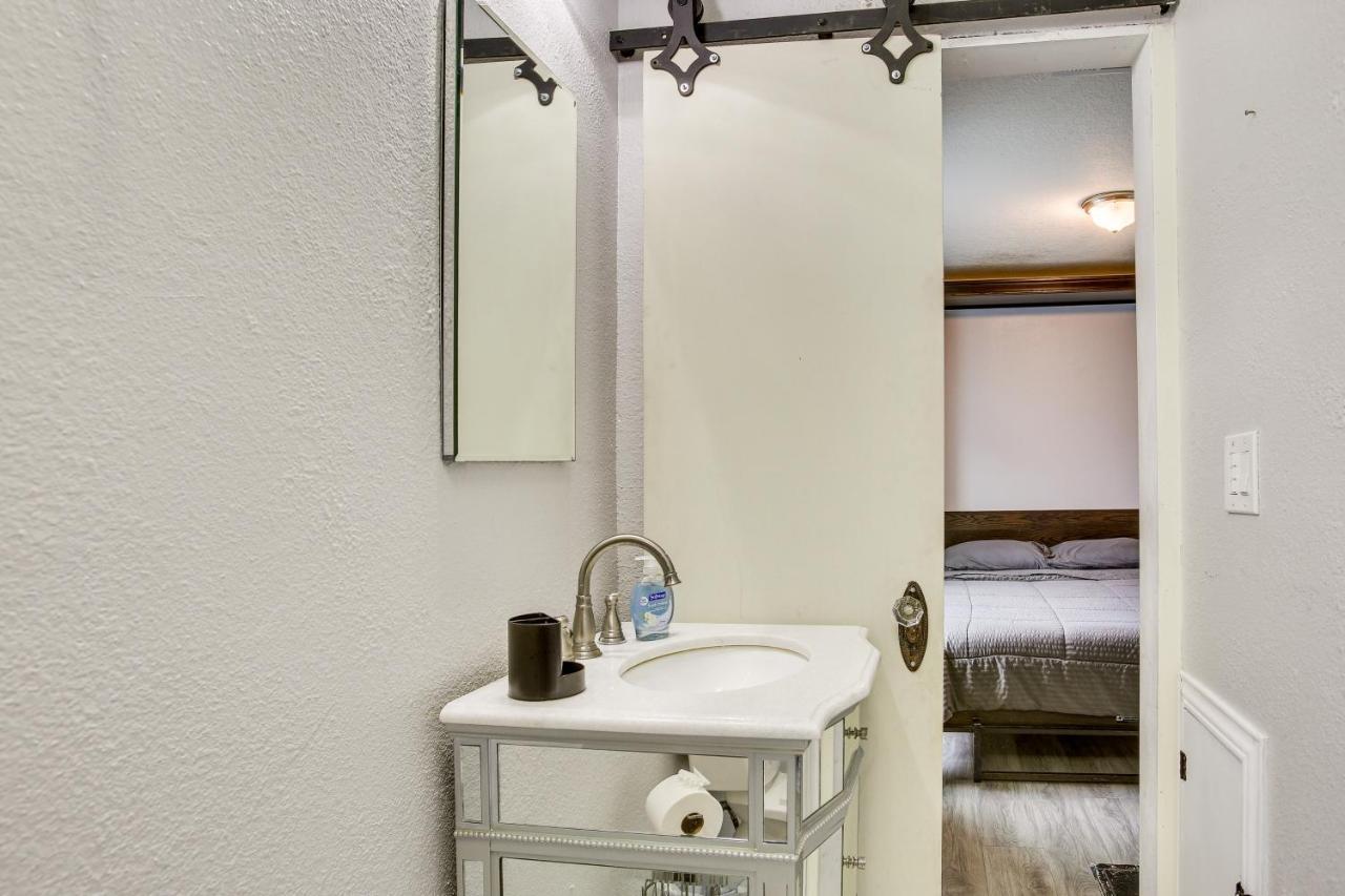 Galveston Cottage About 1 Mi To Beach Pet Friendly! Exterior photo